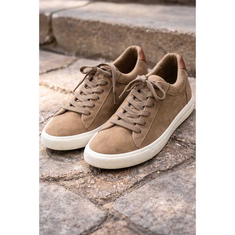 Express Suede Sneakers Tan Lace Up Casual Shoes Men’s Size 8 🌼